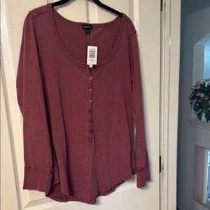 Torrid Long Sleeve fitted Henley